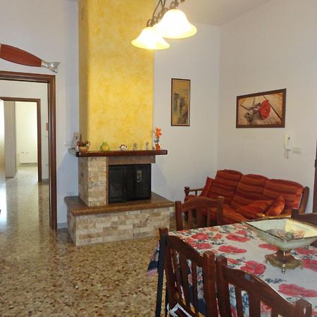 Casetta Indipendente Torre San Giovanni 103 Verso Sud Екстер'єр фото