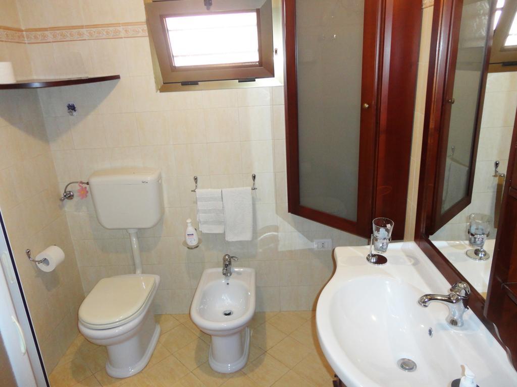 Casetta Indipendente Torre San Giovanni 103 Verso Sud Екстер'єр фото