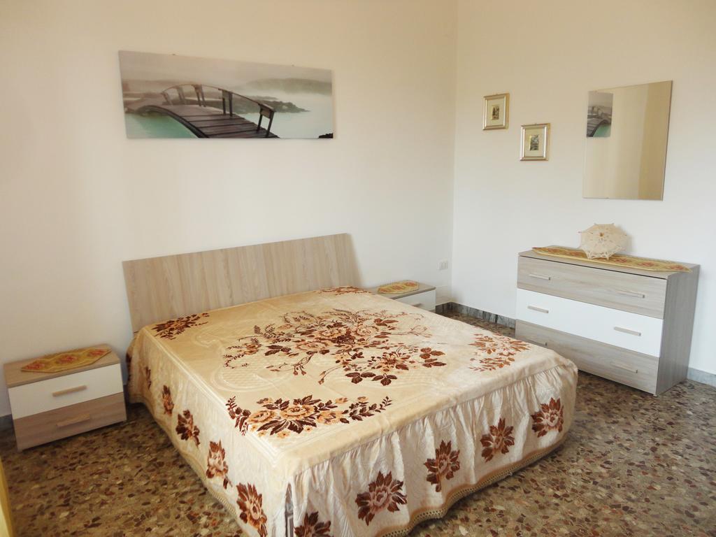 Casetta Indipendente Torre San Giovanni 103 Verso Sud Екстер'єр фото